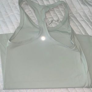 Lululemon racerback 🌿